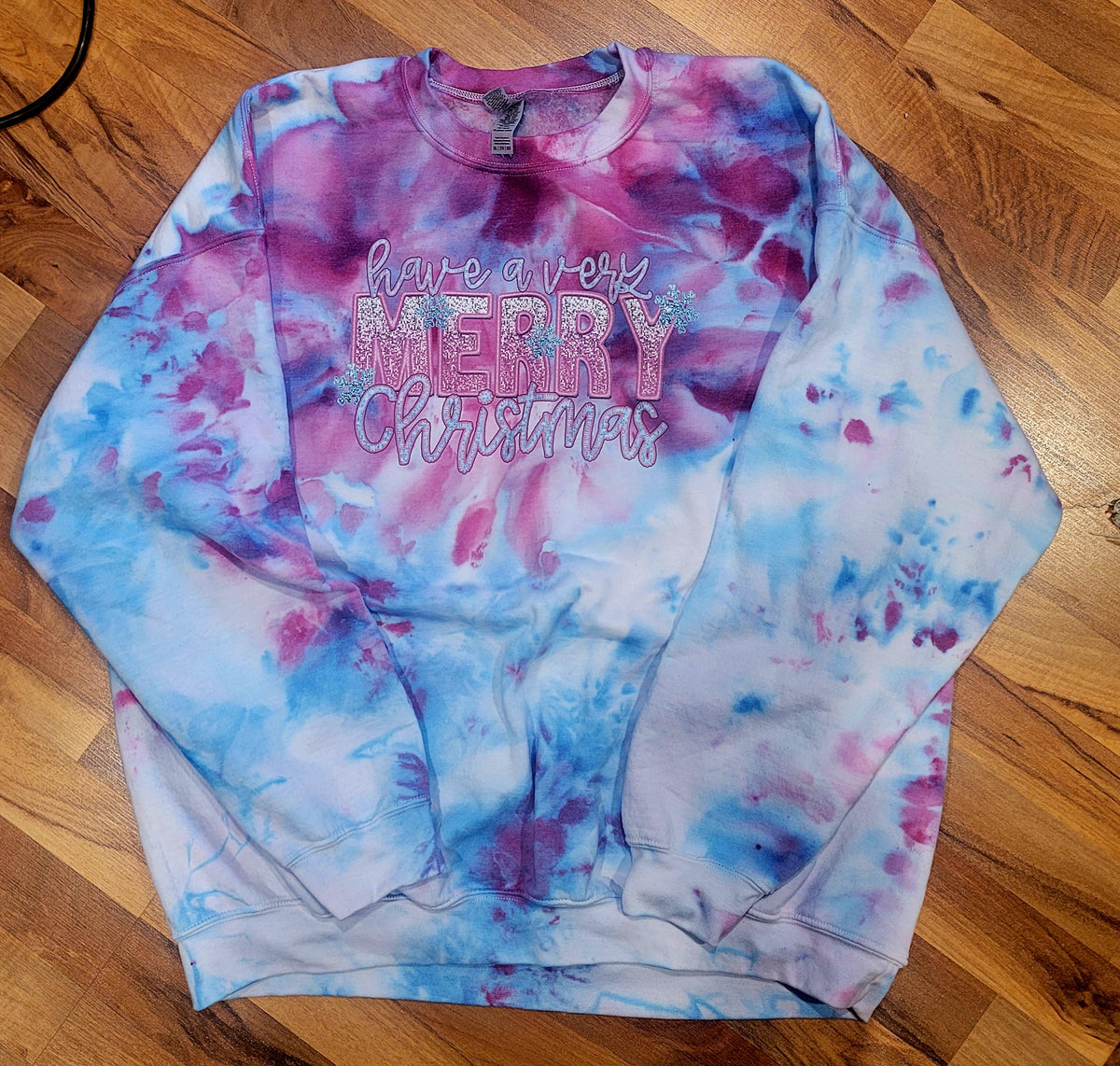 Very Merry Christmas Ice Dye